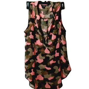 Ladies Pink and Gray Patterned Short Sleeve Blouse